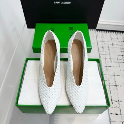 Bottega Veneta authentic quality shoes 2025