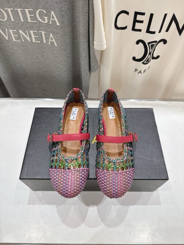 Alaia authentic quality shoes 2025