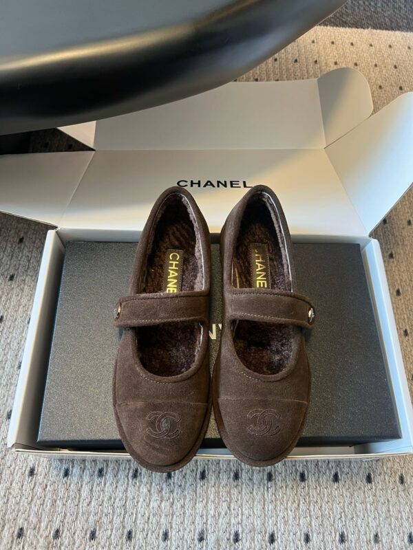 Chanel authentic quality shoes 2025