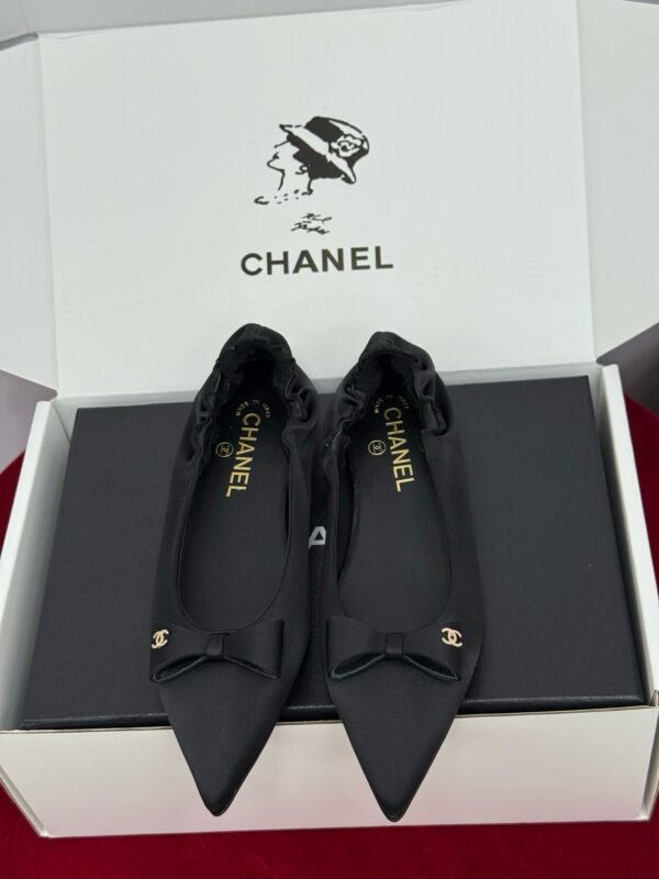 Chanel authentic quality shoes 2025