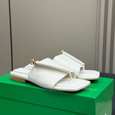 Bottega Veneta authentic quality shoes 2025