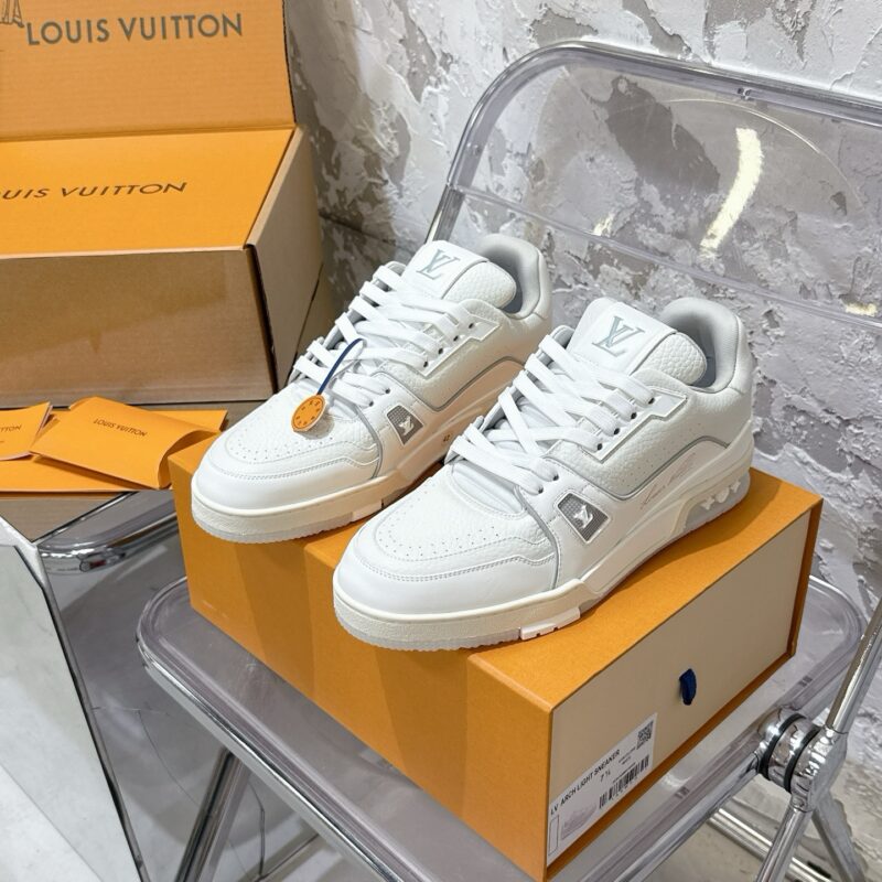 Louis Vuitton trainers 20 pics authentic quality 2025