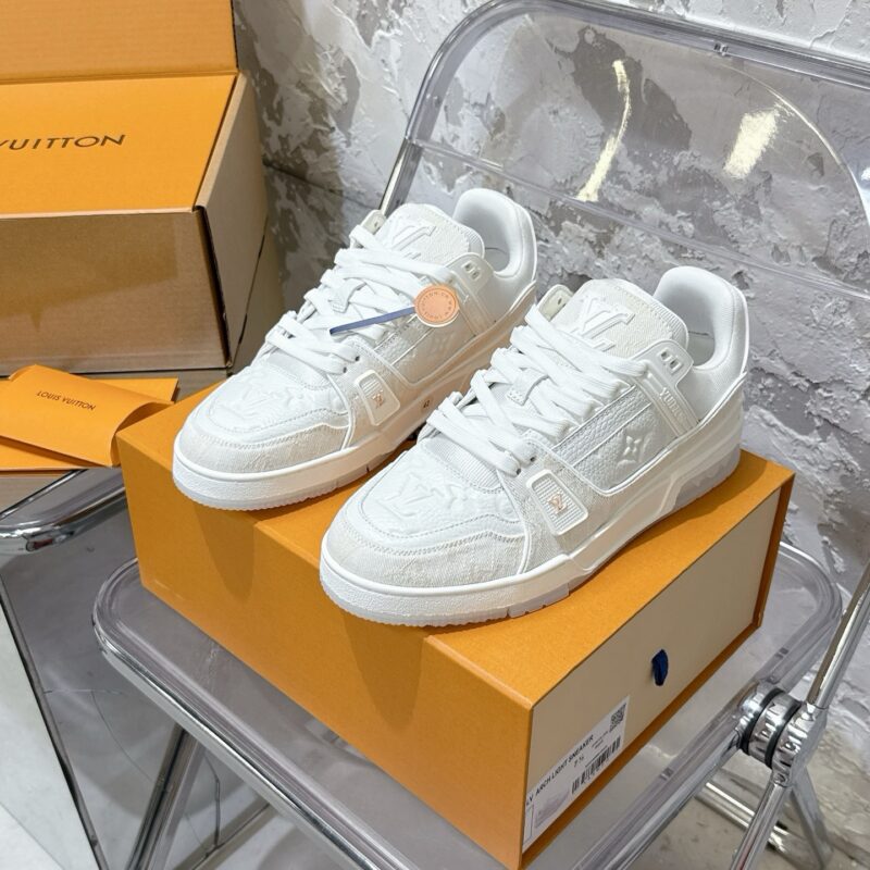Louis Vuitton trainers 20 pics authentic quality 2025