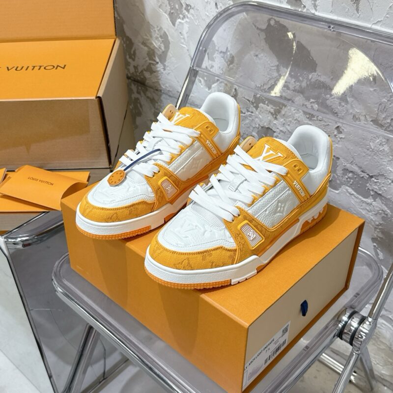 Louis Vuitton trainers 20 pics authentic quality 2025