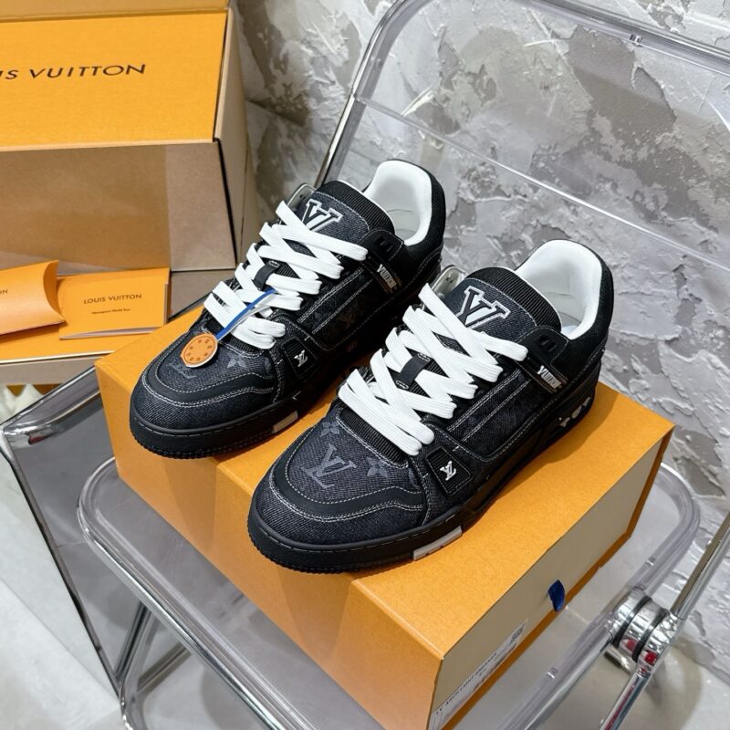 Louis Vuitton trainers 20 pics authentic quality 2025