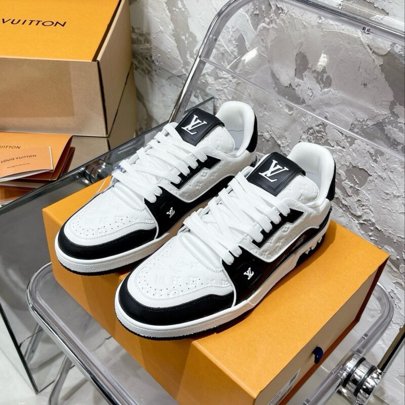 Louis Vuitton trainers 20 pics authentic quality 2025