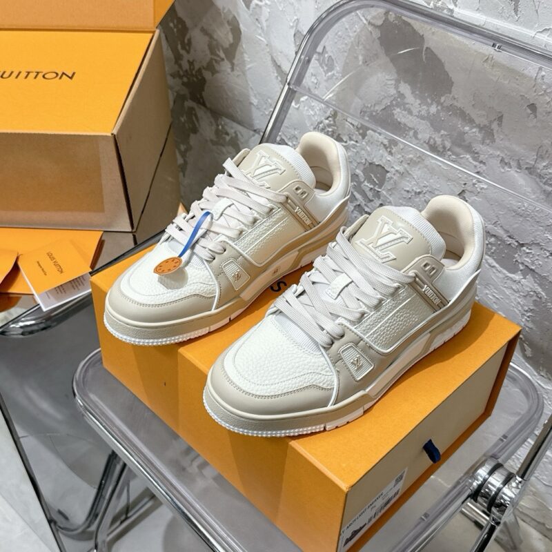 Louis Vuitton trainers 20 pics authentic quality 2025