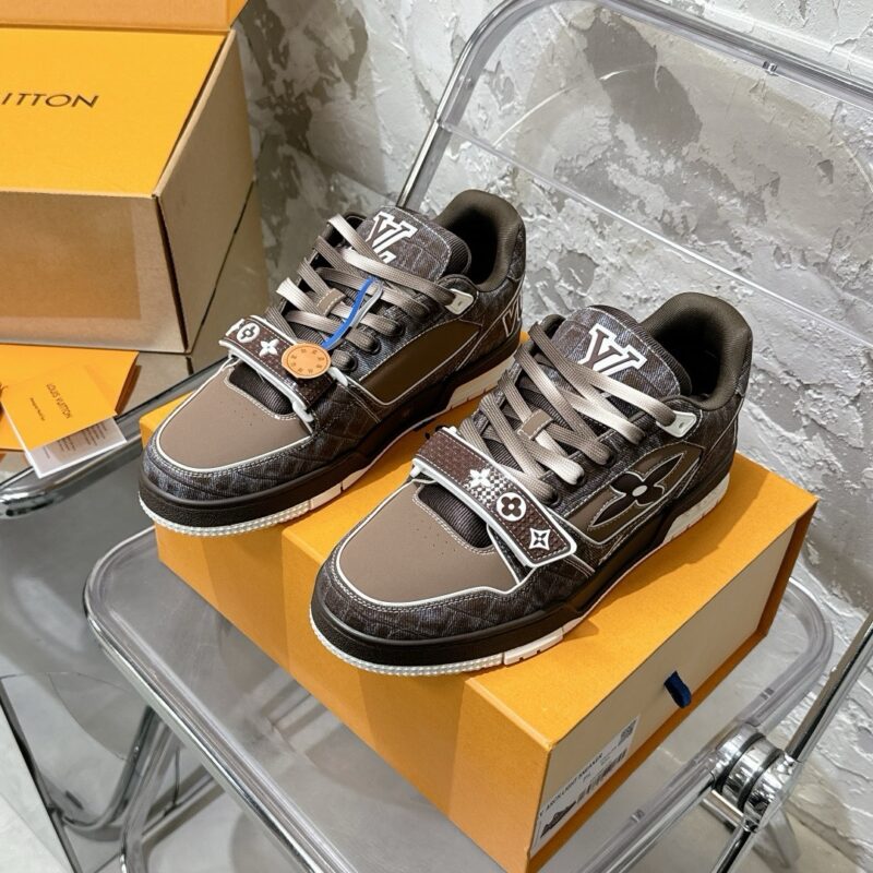 Louis Vuitton trainers 20 pics authentic quality 2025