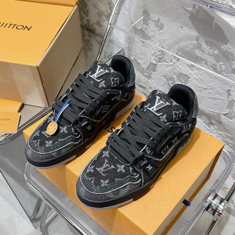 Louis Vuitton trainers 20 pics authentic quality 2025