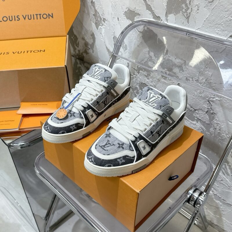 Louis Vuitton trainers 20 pics authentic quality 2025