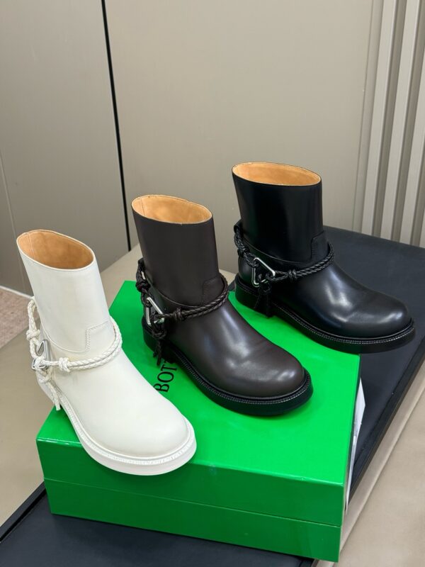 Bottega Veneta authentic quality boots 2025