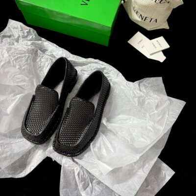 Bottega Veneta authentic quality shoes 2025