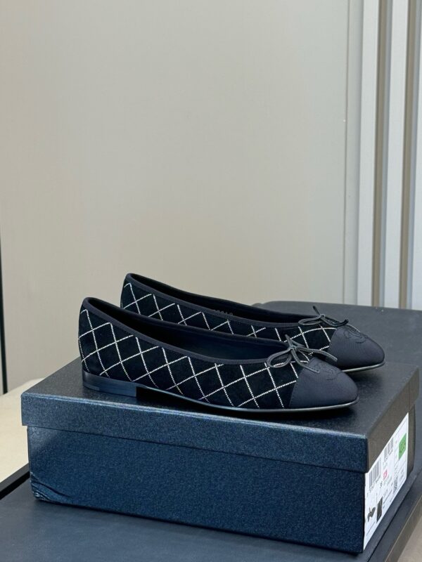 Chanel authentic quality shoes 2025