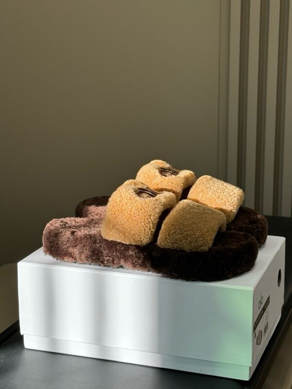 Alo authentic quality shoes 2025