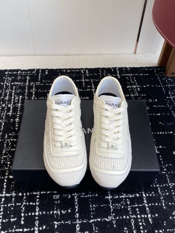 Prada authentic quality sneakers 2025