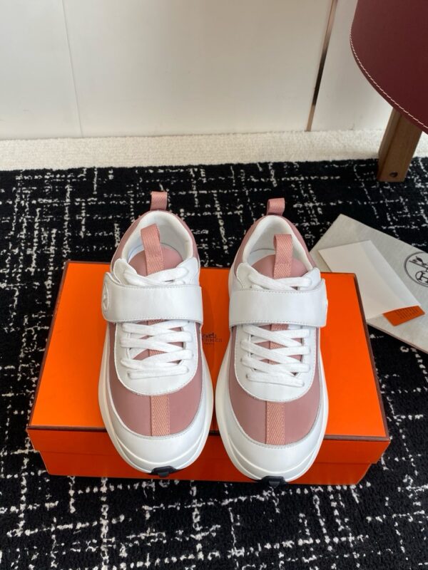 Hermes authentic quality sneakers 2025