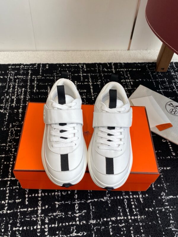 Hermes authentic quality sneakers 2025