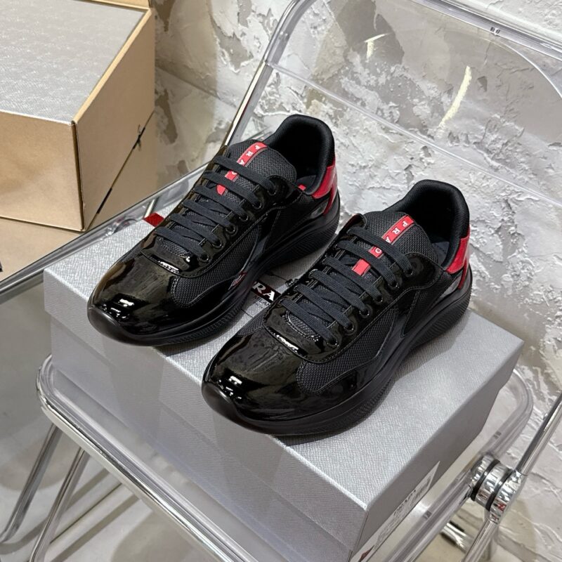 Prada authentic quality sneakers 2025