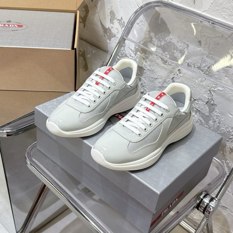 Prada authentic quality sneakers 2025