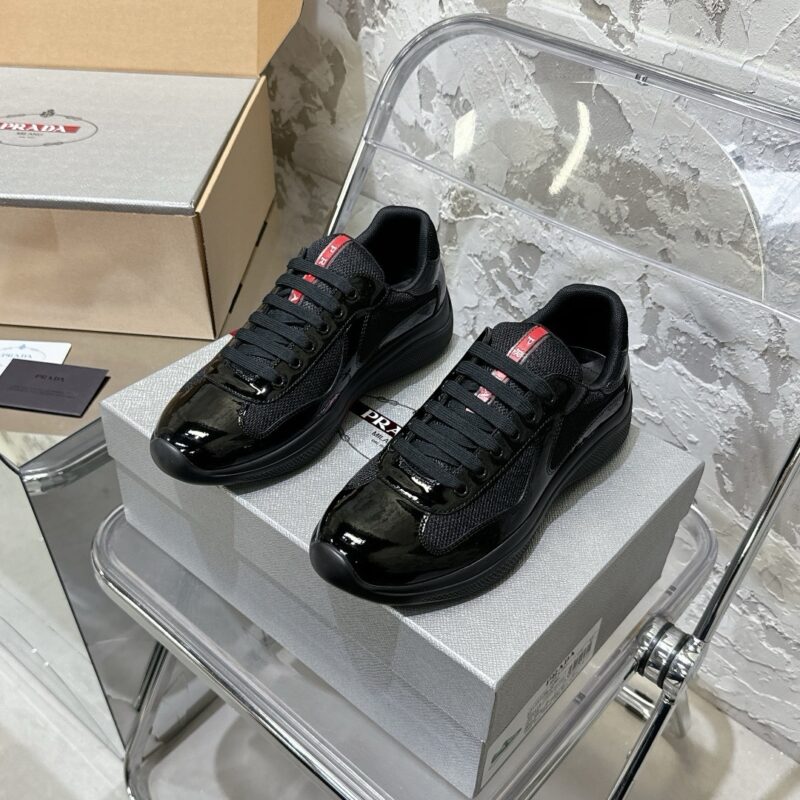 Prada authentic quality sneakers 2025