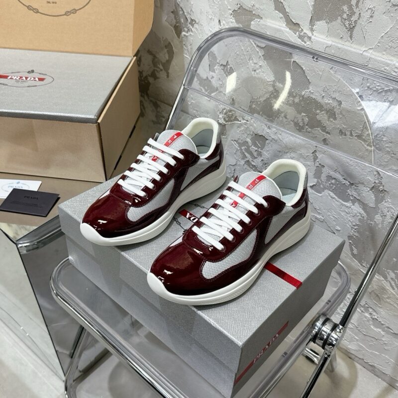Prada authentic quality sneakers 2025