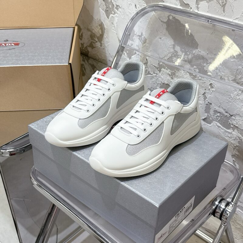 Prada authentic quality sneakers 2025