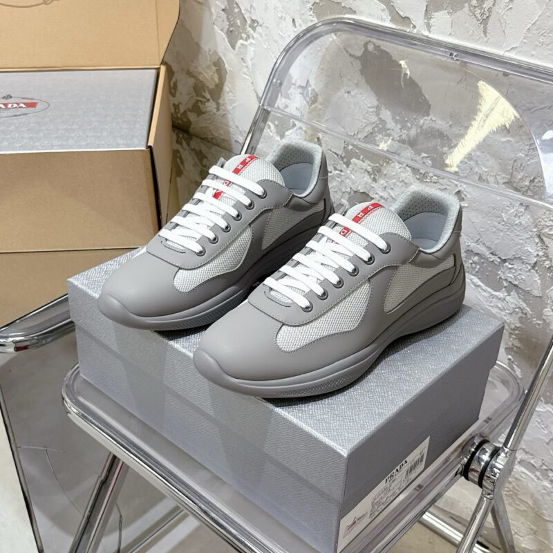Prada authentic quality sneakers 2025