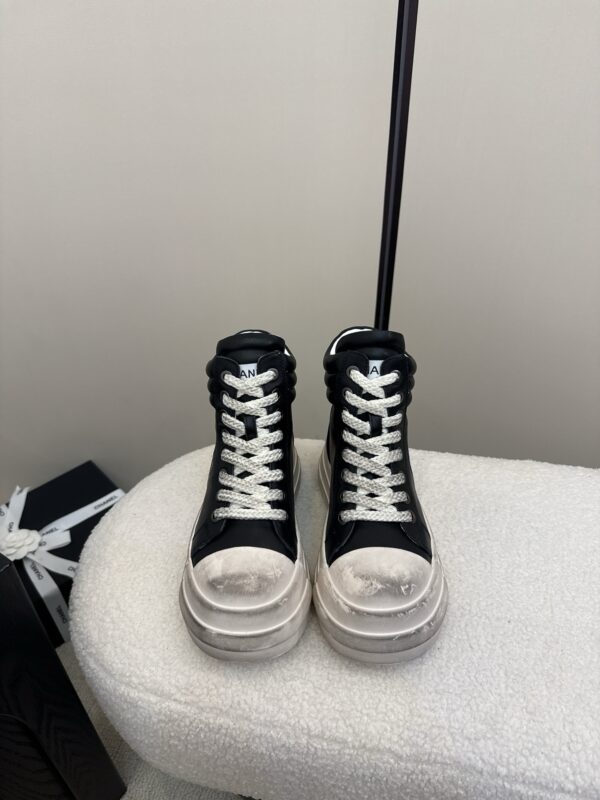 Chanel authentic quality sneakers 2025