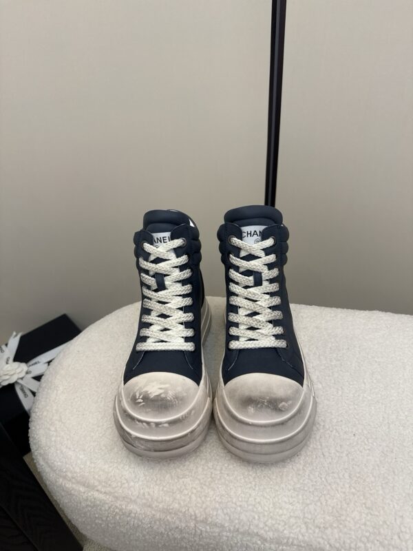 Chanel authentic quality sneakers 2025