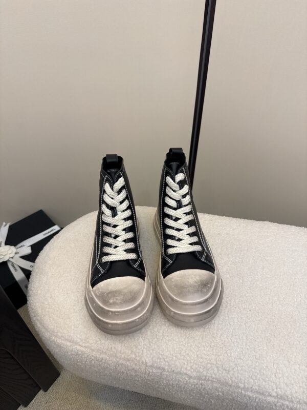 Chanel authentic quality sneakers 2025