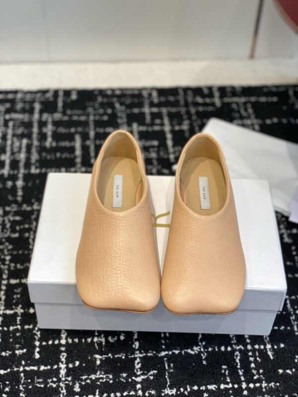 The Row authentic quality shoes 2025