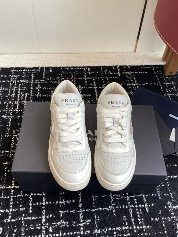 Prada authentic quality sneakers 2025