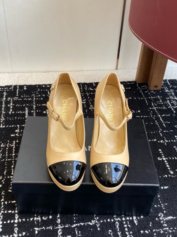 Chanel authentic quality shoes 2025