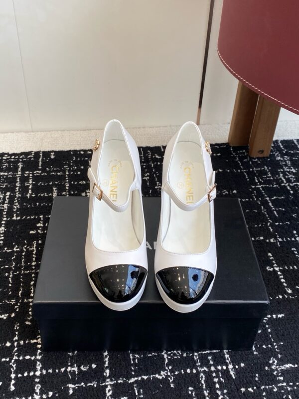 Chanel authentic quality shoes 2025