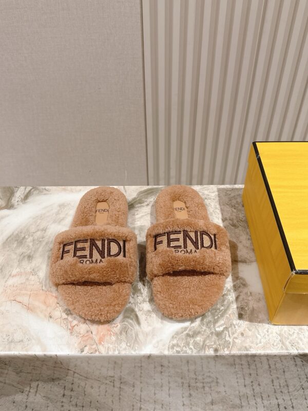 Fendi authentic quality shoes 2025