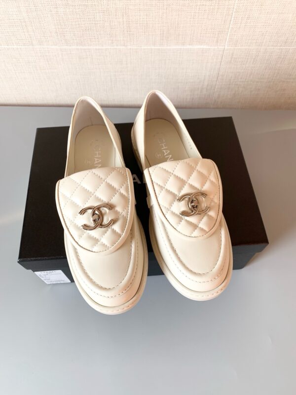Chanel authentic quality shoes 2025