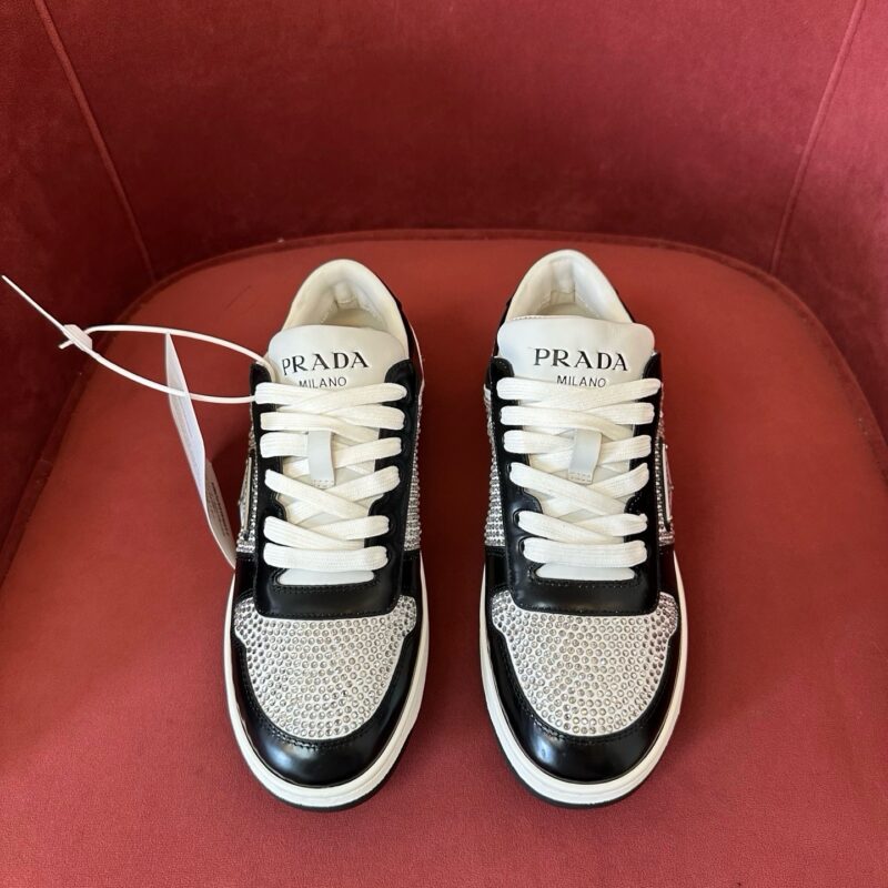 Prada authentic quality sneakers 2025