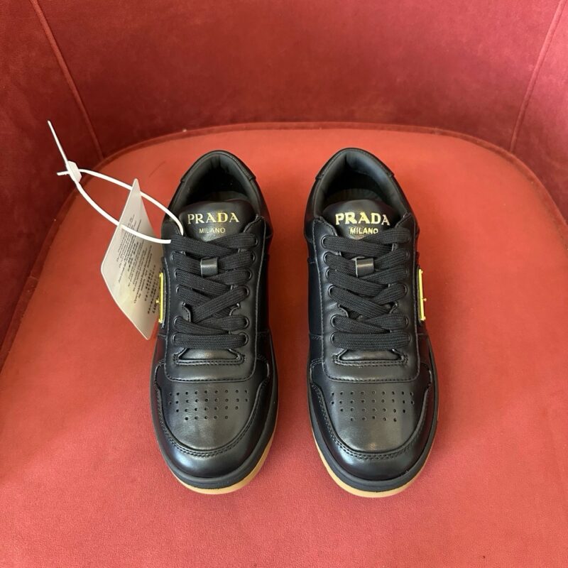Prada authentic quality sneakers 2025