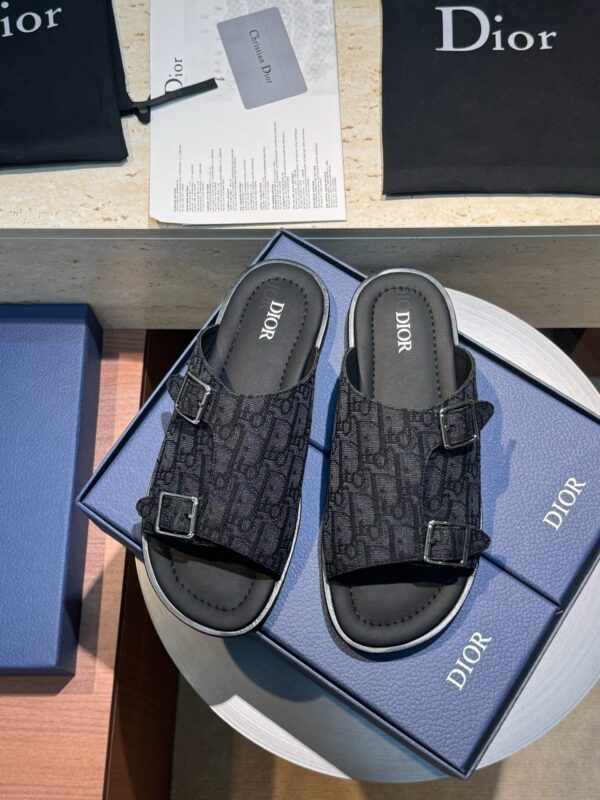 Christian Dior authentic quality shoes 2025