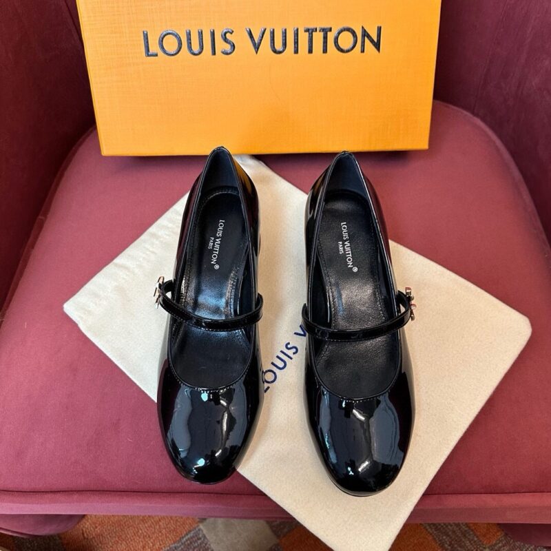 Louis Vuitton authentic quality shoes 2025