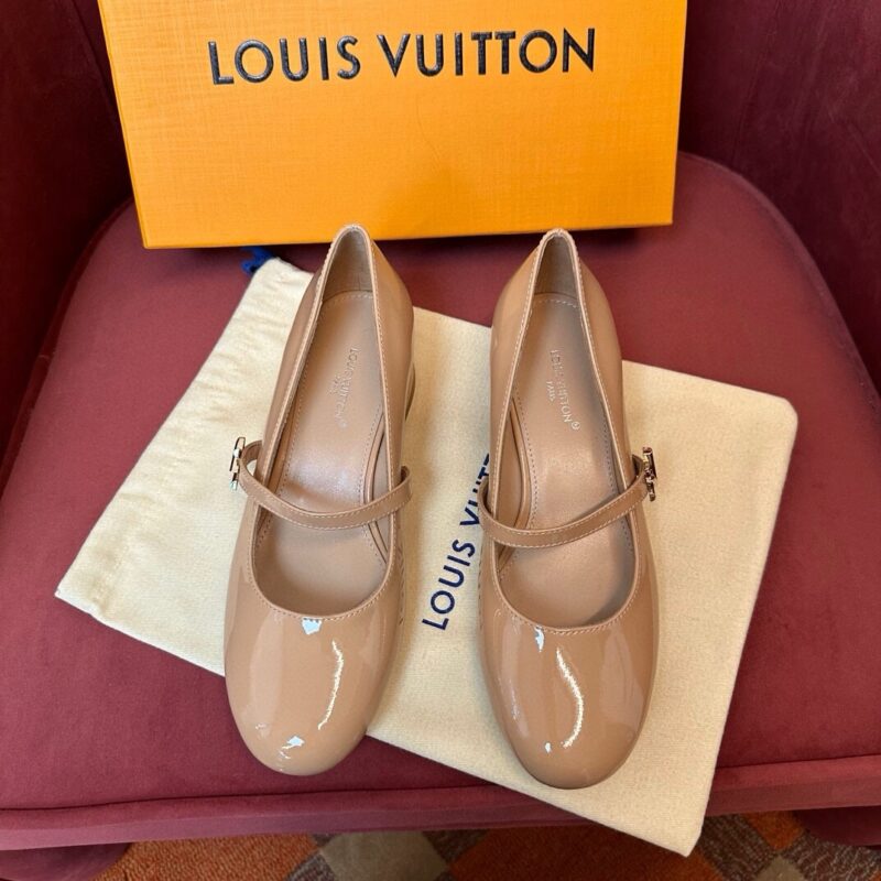 Louis Vuitton authentic quality shoes 2025