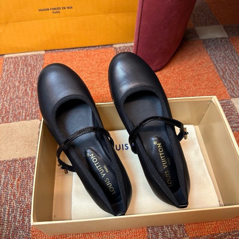 Louis Vuitton authentic quality shoes 2025