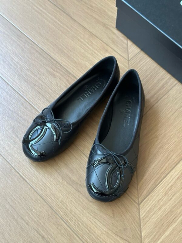 Chanel authentic quality shoes 2025