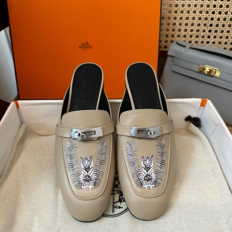 Hermes authentic quality shoes 2025