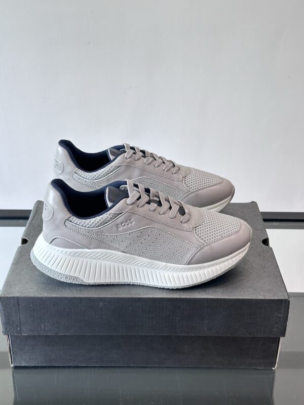 Boss authentic quality sneakers 2025