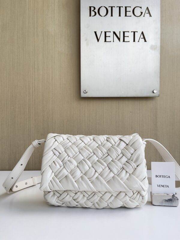 Bottega Veneta bag authentic quality 2025