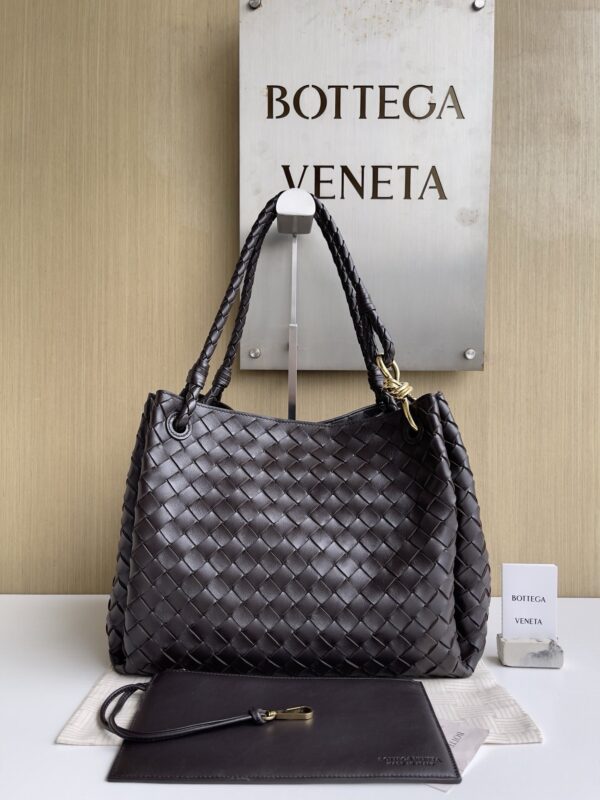 Bottega Veneta bag authentic quality 2025