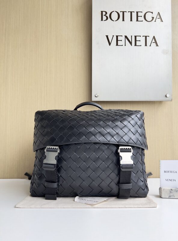 Bottega Veneta bag authentic quality 2025