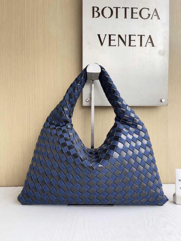 Bottega Veneta bag authentic quality 2025