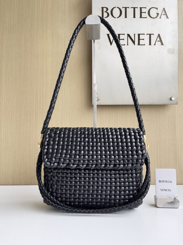 Bottega Veneta bag authentic quality 2025